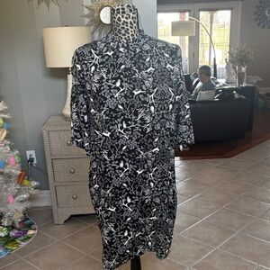 Old Navy Black and White Floral Midi Dress